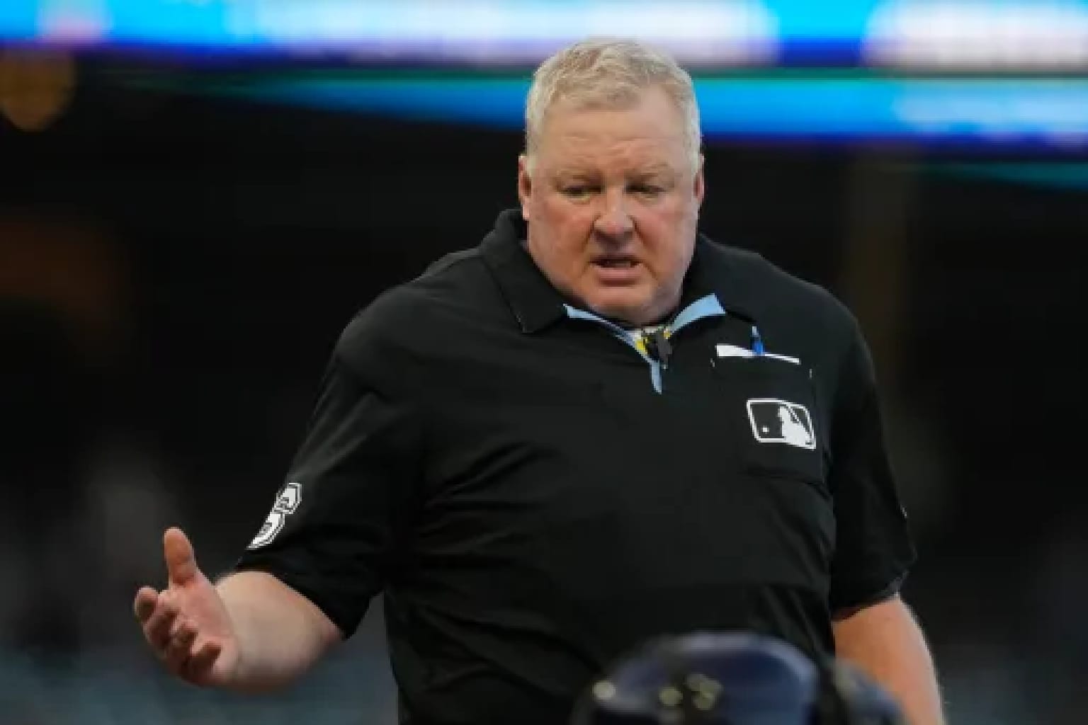Twins vs Red Sox: Umpire Bill Miller Gets the Call Wrong… Then Accidentally Broadcasts His Meltdown [VIDEO]