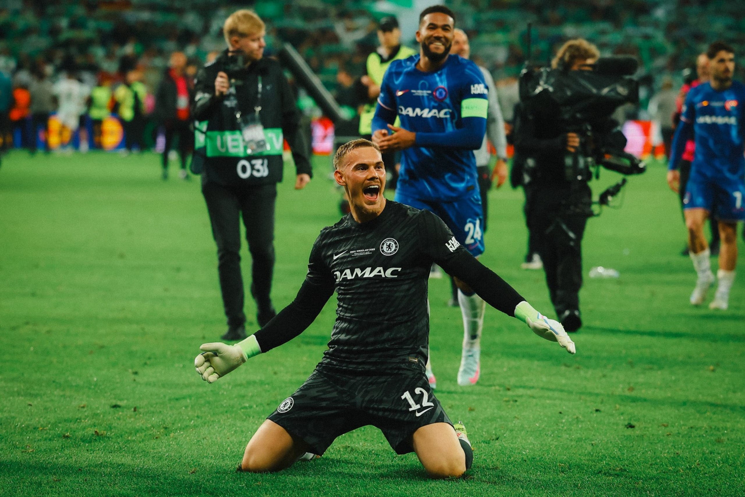 Chelsea Players Celebrating