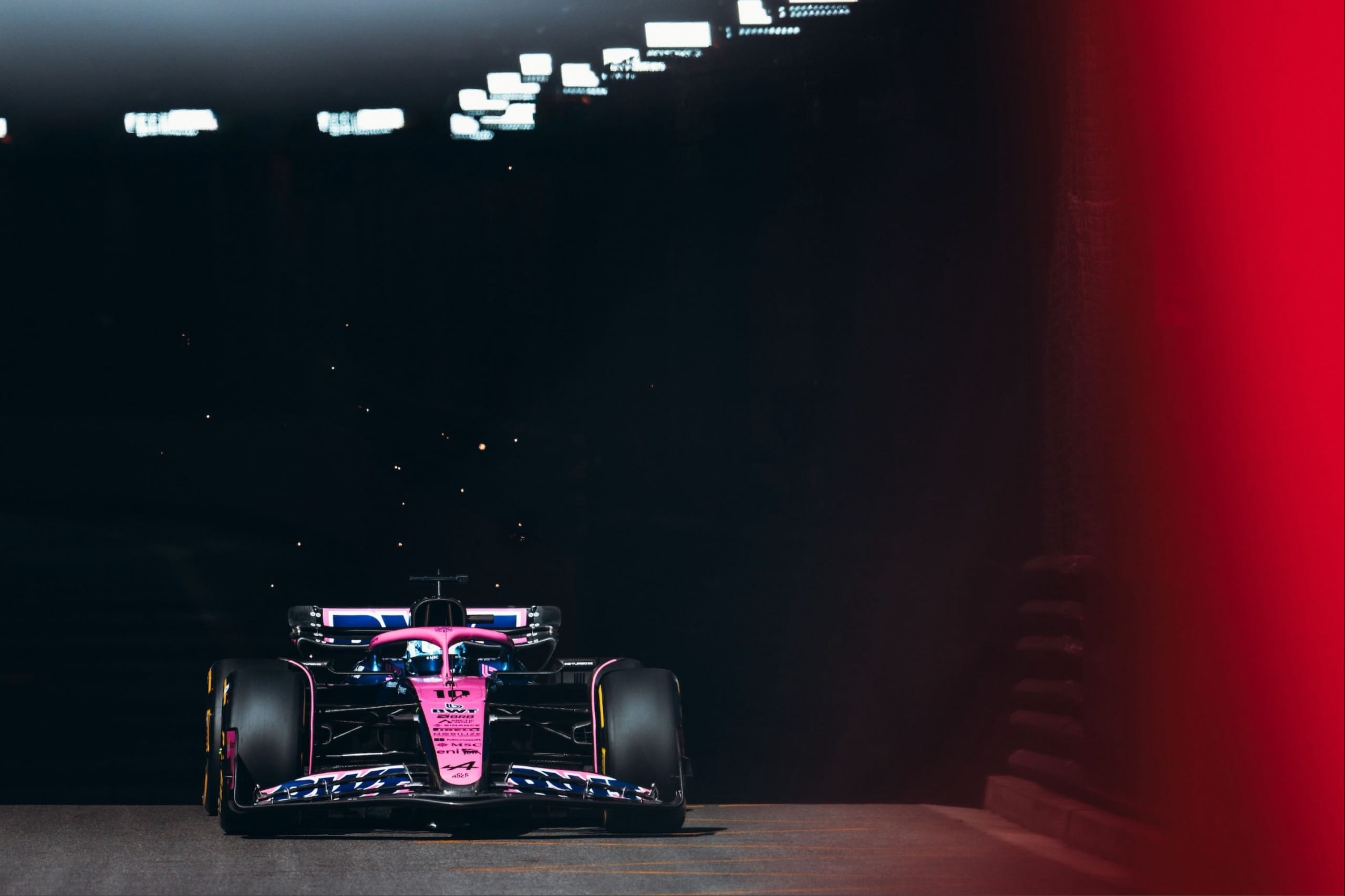 F1 new - crosssportscentral.com Types of Flags in Formula 1