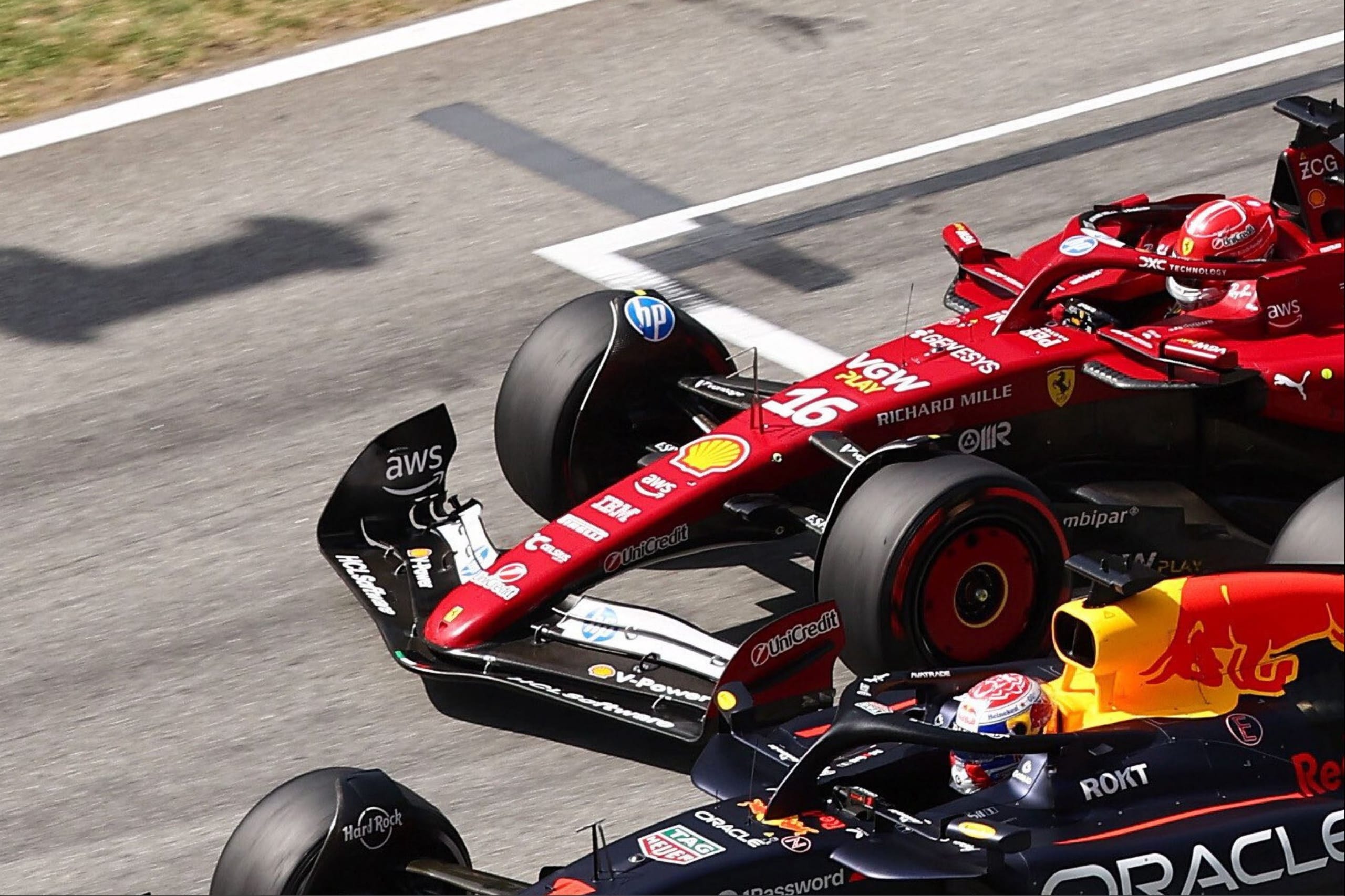 F1 new - crosssportscentral.com What Type of Tyres Are Used in F1?